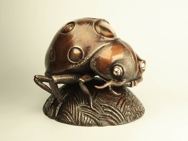 Beetle-beetle Modern Sculpture Volodymyr Mykytenko - Subjektiv.art