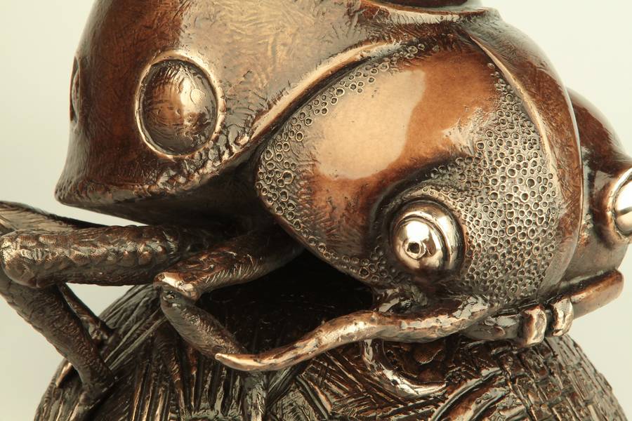 Beetle-beetle Modern Sculpture Volodymyr Mykytenko - Subjektiv.art
