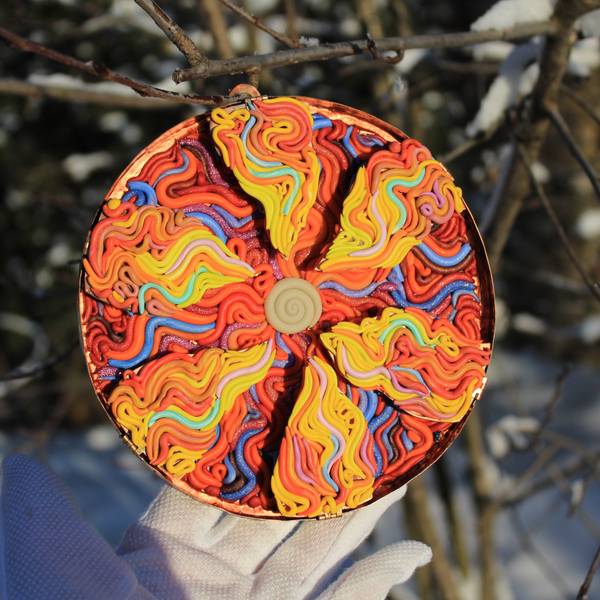 Sunlight Surrealistic Sculpture Tanbelia artist - Subjektiv.art