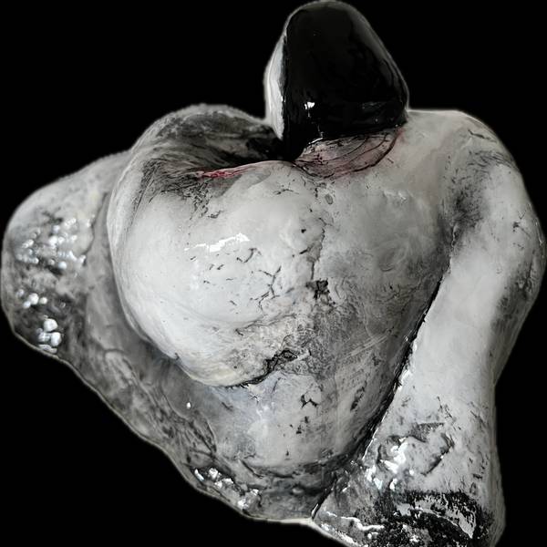 Sculpture of stone woman "Stela" Modern Ceramic Rymma Vinogradova - Subjektiv.art