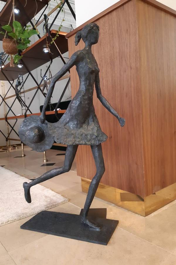 Le temps est bon Modern Sculpture valentine laude - Subjektiv.art