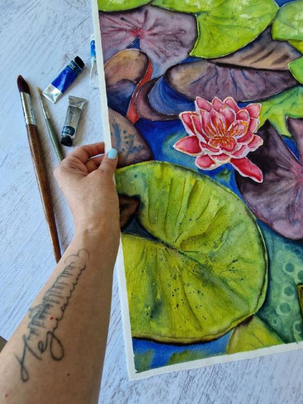 Water lily Expressive and gestural Painting Olena Yemelianova - Subjektiv.art