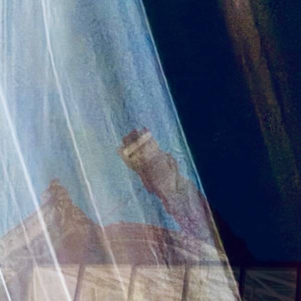 Instants 250129-18:16 / 250129-18:20 Expressive and gestural Photography Yuuko Suzuki - Subjektiv.art