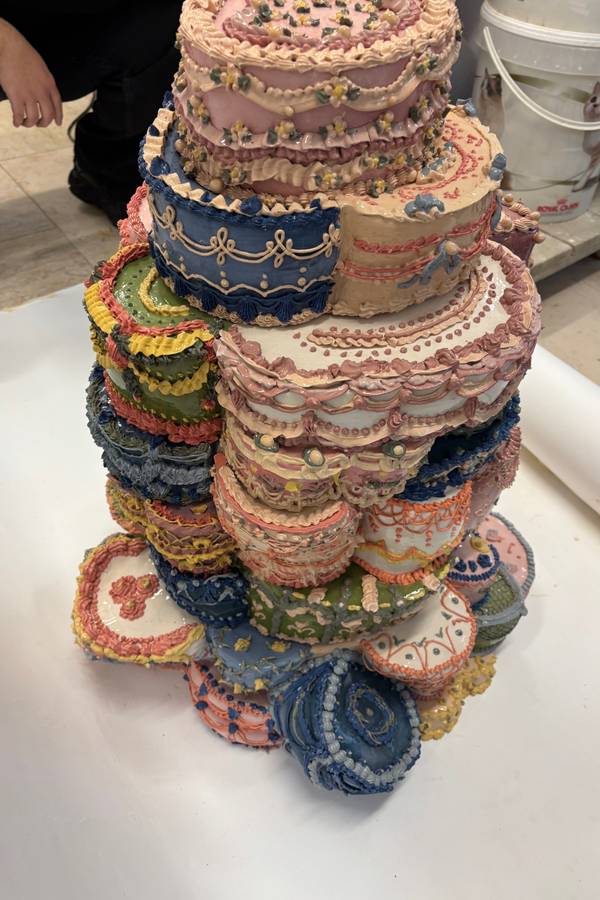 Sabor a vazio  Surrealistic Ceramic Ana Leonor Pinto - Subjektiv.art