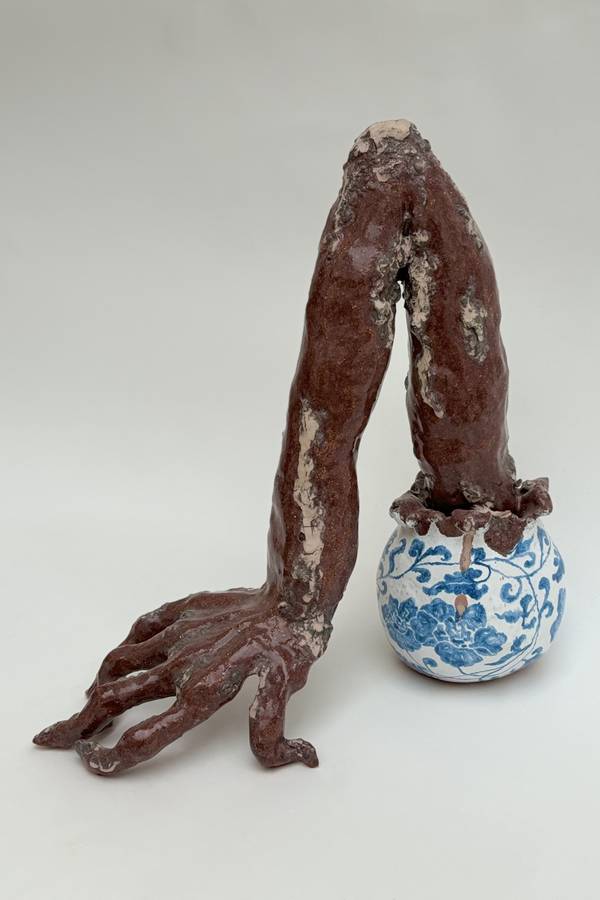 Apperances 1 Surrealistic Ceramic Ana Leonor Pinto - Subjektiv.art