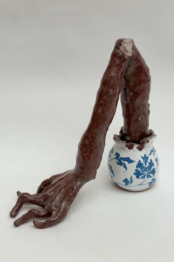 Apperances 2 Surrealistic Ceramic Ana Leonor Pinto - Subjektiv.art