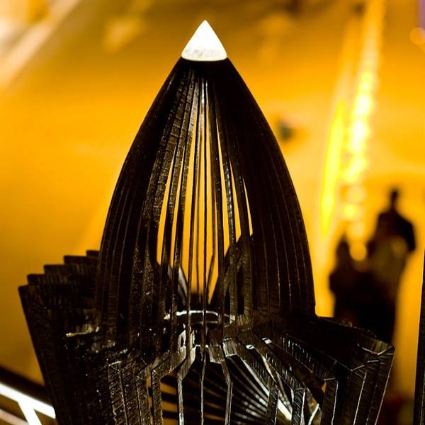 Le Guerrier Bouclier Fine Art Sculpture Sylvain Subervie - Subjektiv.art