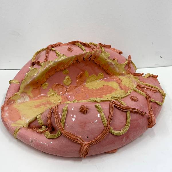 Cair na realidade 1 Surrealistic Ceramic Ana Leonor Pinto - Subjektiv.art