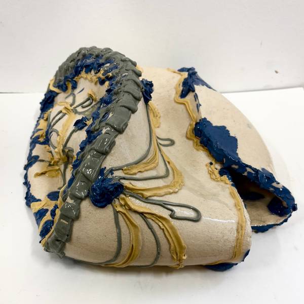 Cair na realidade 2 Surrealistic Ceramic Ana Leonor Pinto - Subjektiv.art