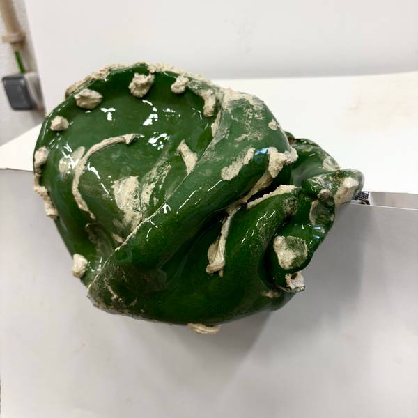 Cair na realidade 3 Surrealistic Ceramic Ana Leonor Pinto - Subjektiv.art