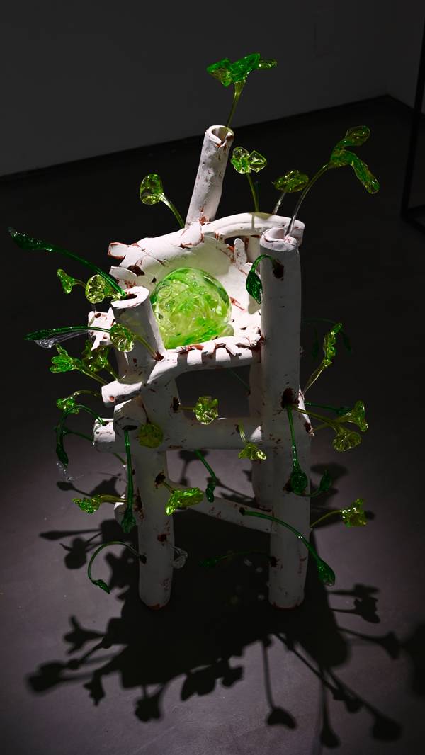The Throne Fine Art Sculpture Daphne Klagkou - Subjektiv.art