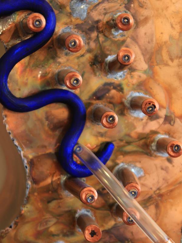 Milkweed seed Abstract Sculpture Tanbelia artist - Subjektiv.art