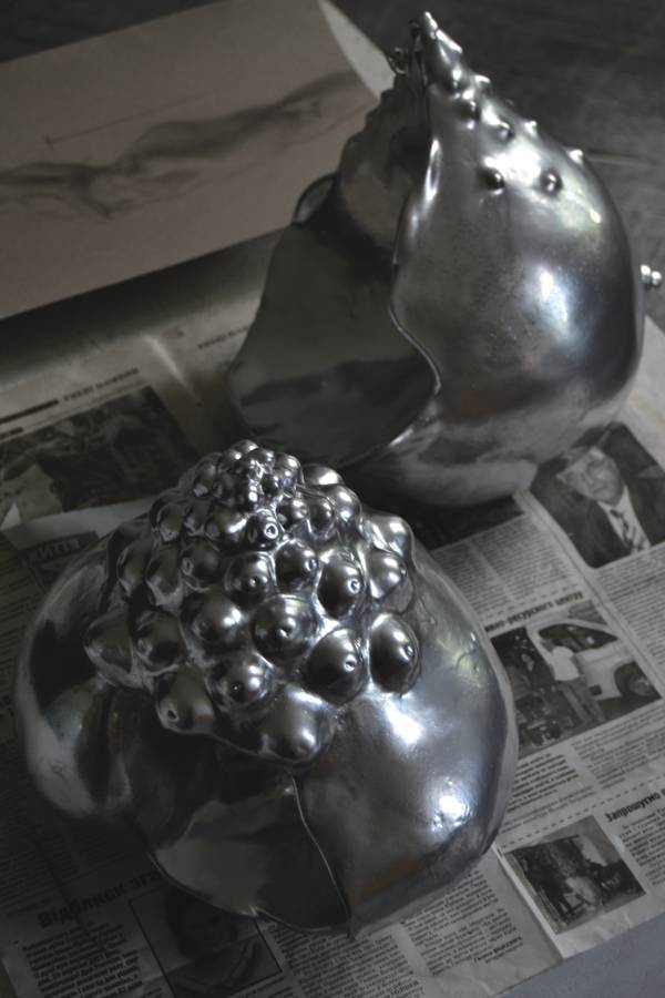 EXUVIAE: Gemini Surrealistic Sculpture Yuliia Holub - Subjektiv.art