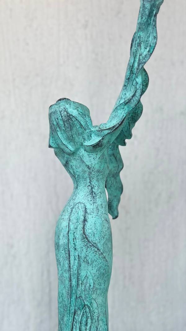 DANCE OF SOLOMEIA Modern Sculpture Roman Kykta - Subjektiv.art