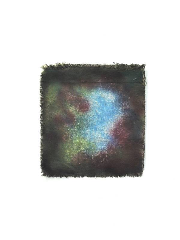 This; lay in grass  - Subjektiv.art