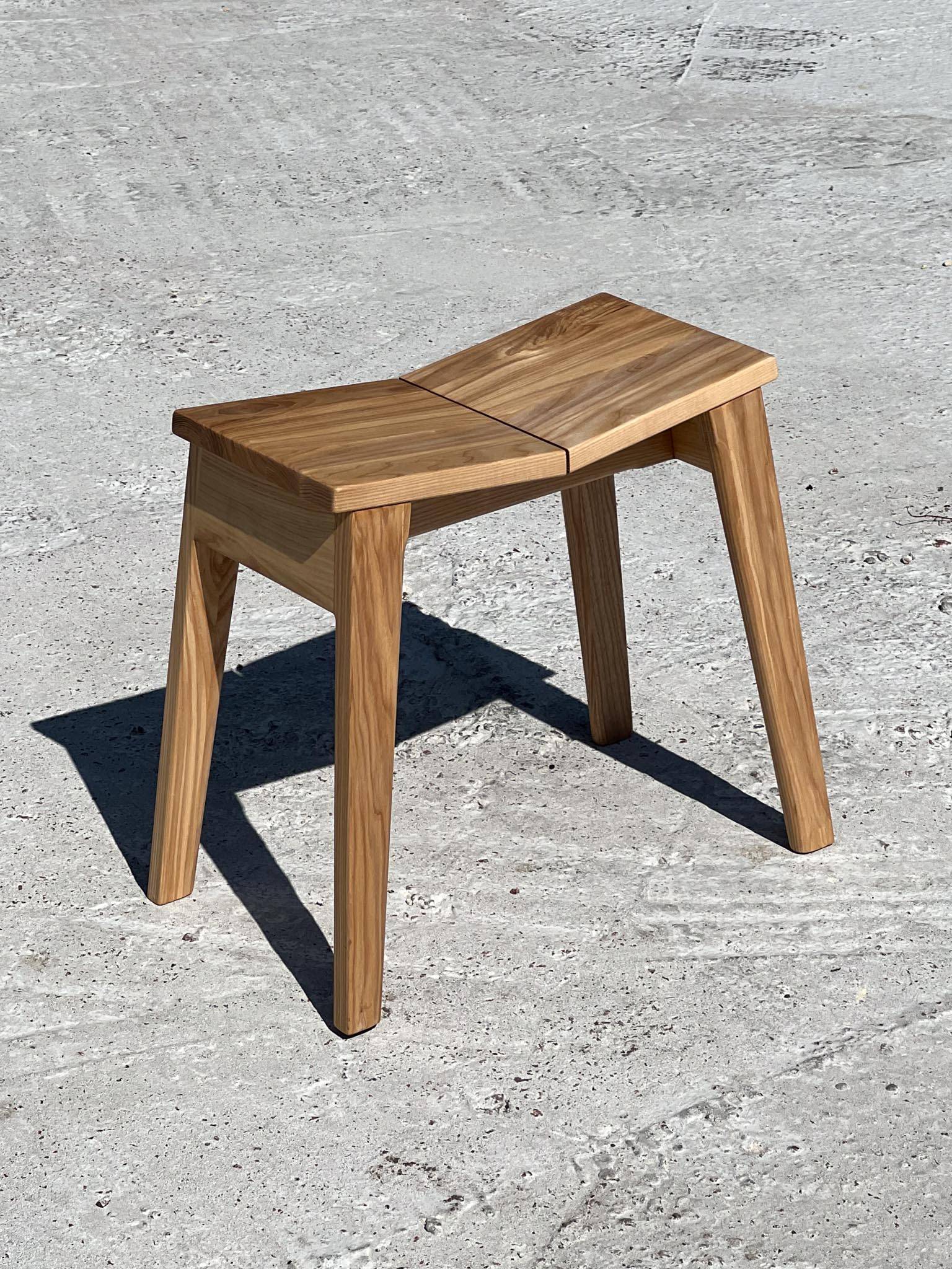 "Tropik" Stool Unspecified Sculpture Bogdan Kryvosheya - Subjektiv.art