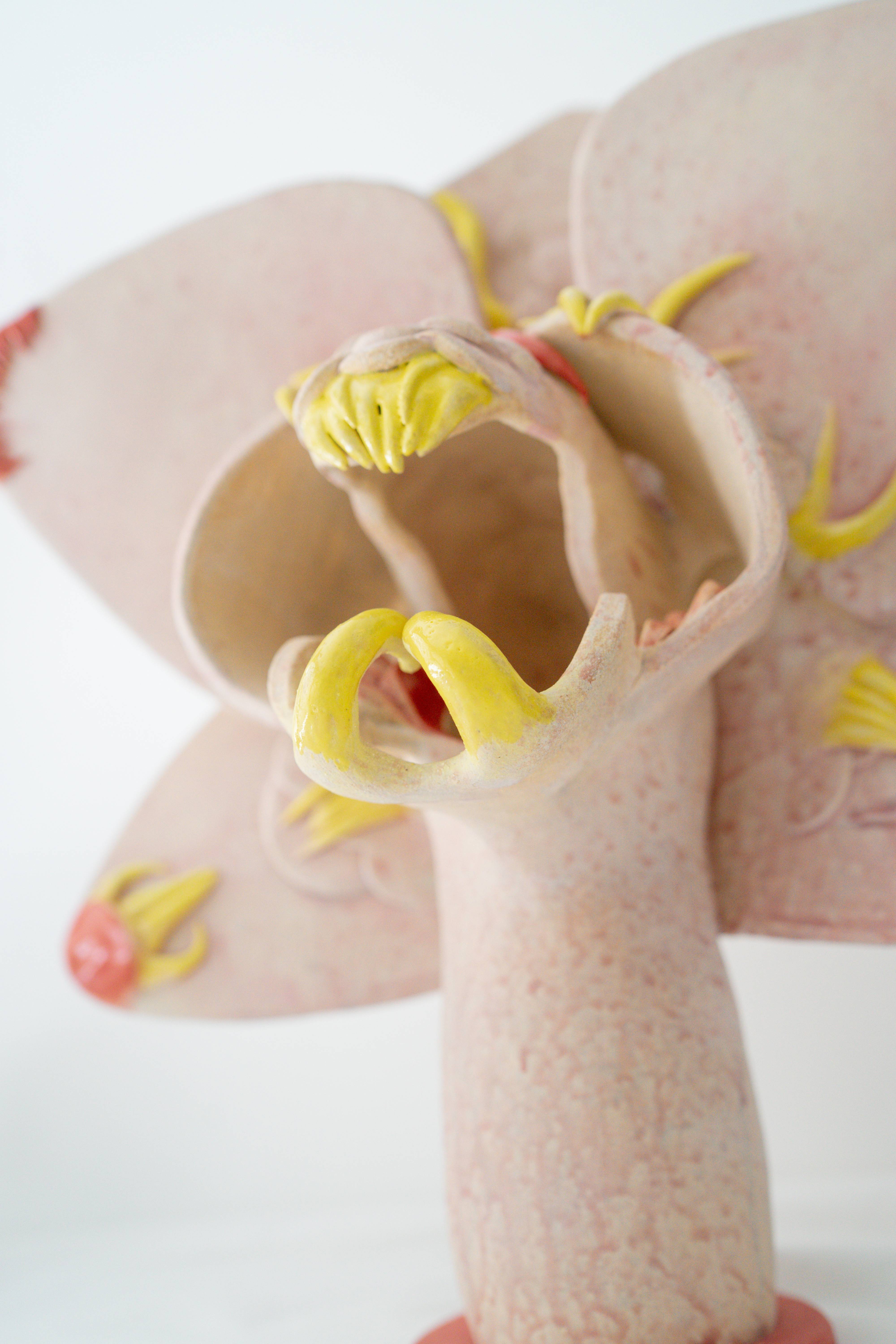 Orchid Monster Surrealistic Sculpture Eri Maeda - Subjektiv.art