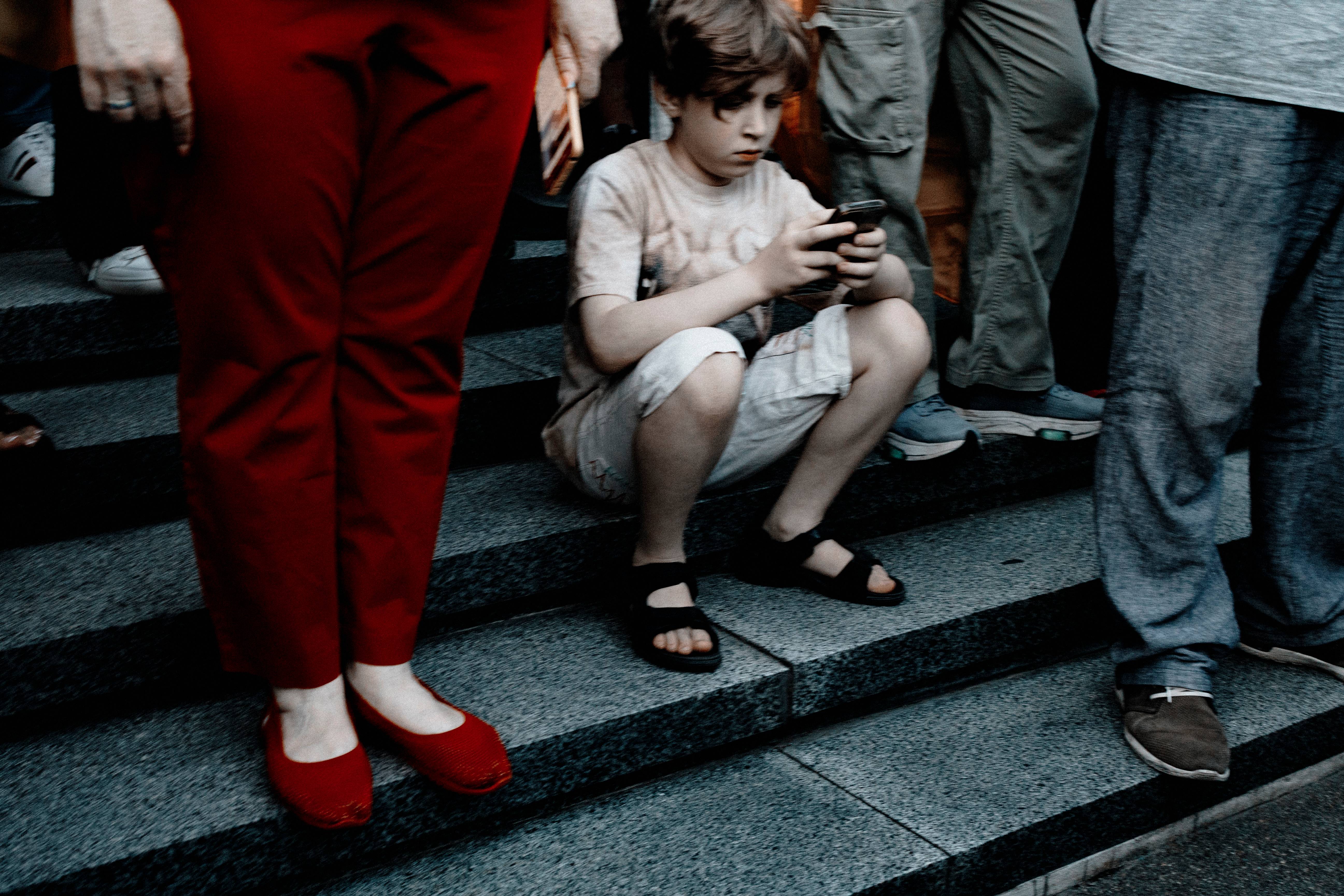 everyone at the protest Photorealistic Photography Valerii Lavrovskyi - Subjektiv.art