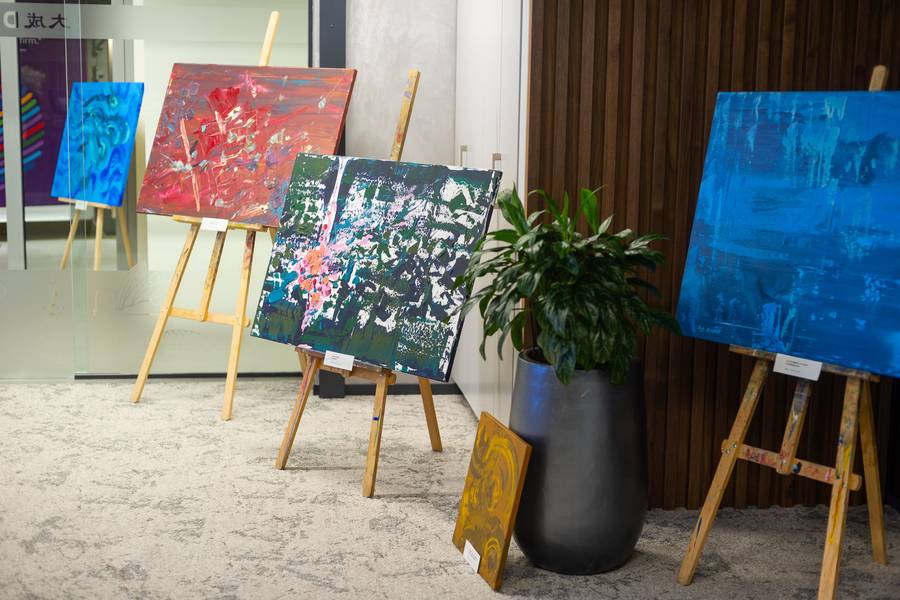 In the Embrace of Wind  Abstract Painting Olha Bosak - Subjektiv.art